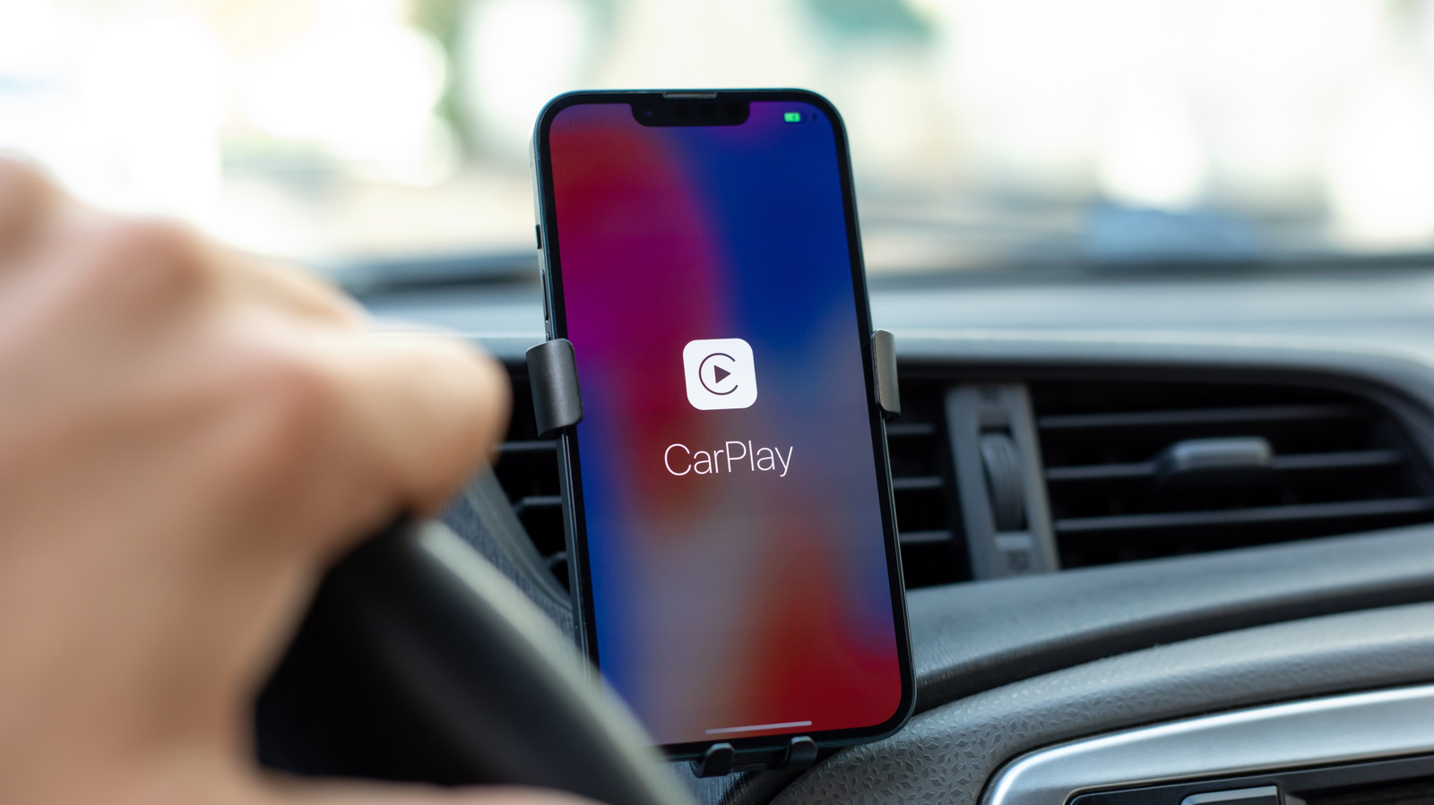Pourquoi Apple CarPlay vide la batterie de votre iPhone