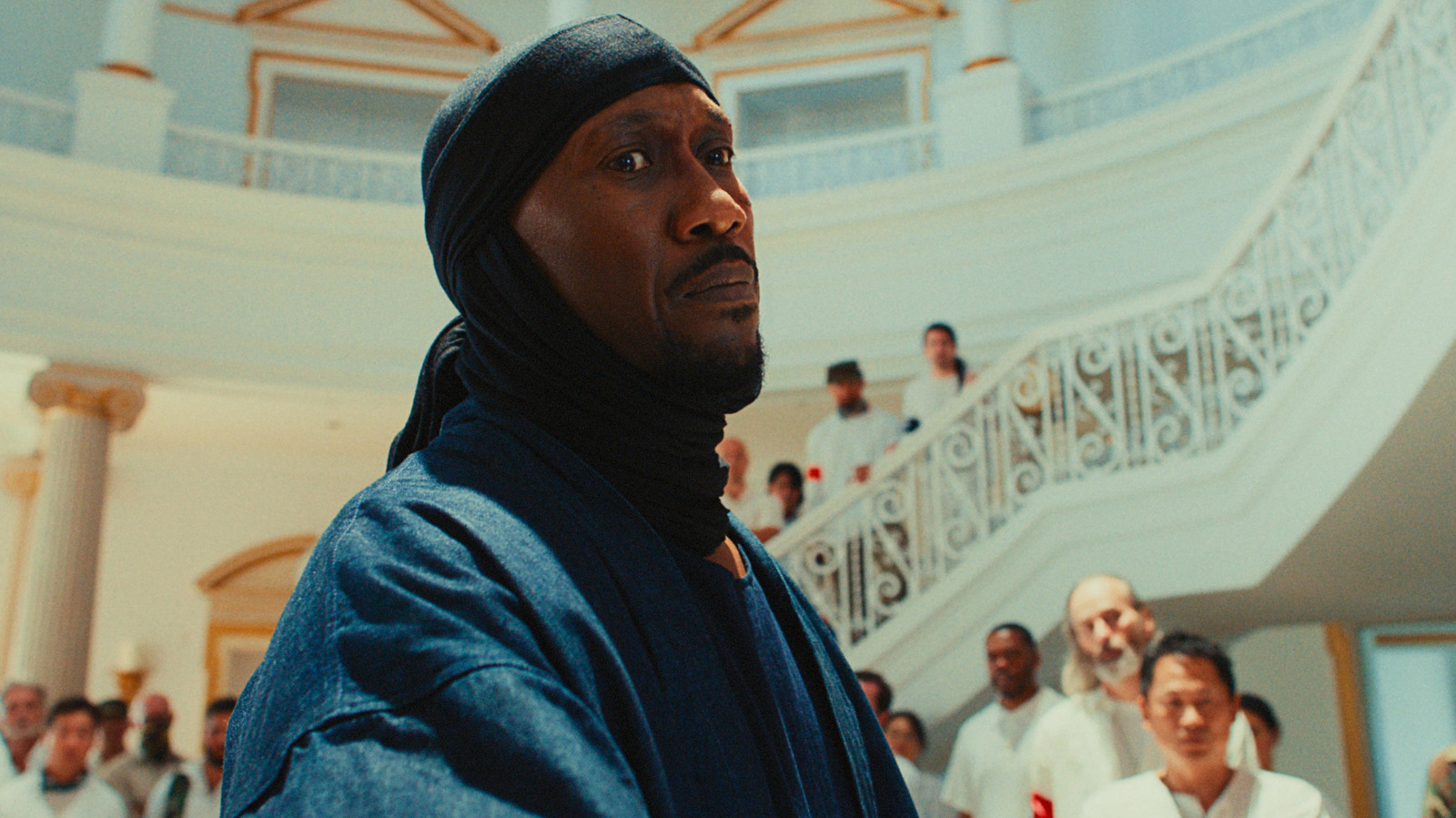 Votre mère Votre mère Votre mère Critique : le thriller d'action tendu de Mahershala Ali est la perte de Marvel et notre gain