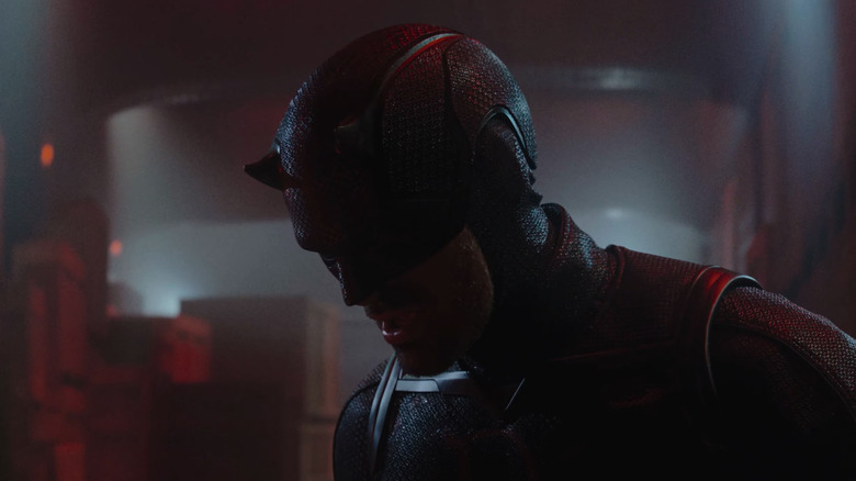 Daredevil de Charlie Cox est vu en gros plan dans Daredevil Born Again