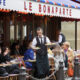 5 règles des restaurants français que les touristes américains brisent au cours des 10 dernières minutes