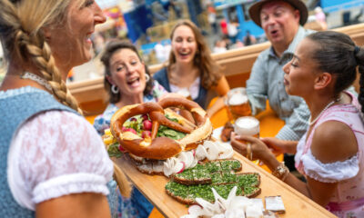 4 règles des restaurants allemands que les touristes américains brisent sans s'en rendre compte