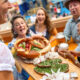 4 règles des restaurants allemands que les touristes américains brisent sans s'en rendre compte