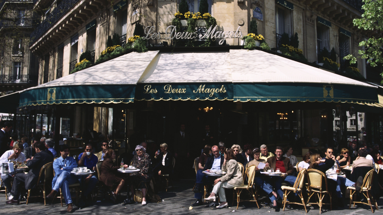 5 règles du café français que les touristes américains font une pause dans les 10 minutes dans les cafés