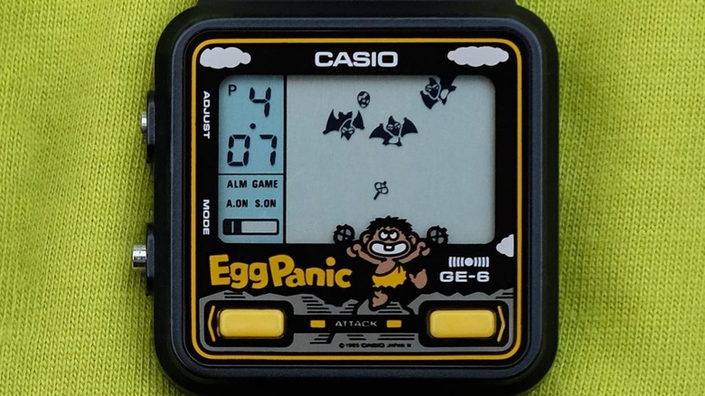 Montre de jeu vidéo Casio Egg Panic sur fond vert