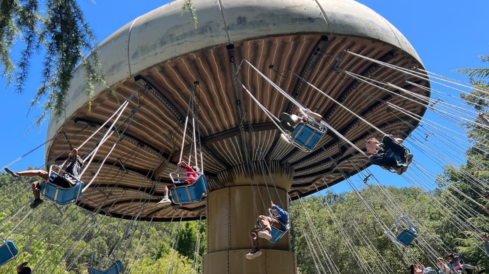 Le parc d'attractions sous-estimé de Californie offre des jardins pittoresques et amusants pour toute la famille