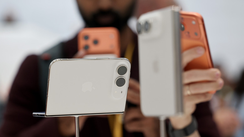 iPhone Duo avec sa double caméra fusion 48MP à l'arrière