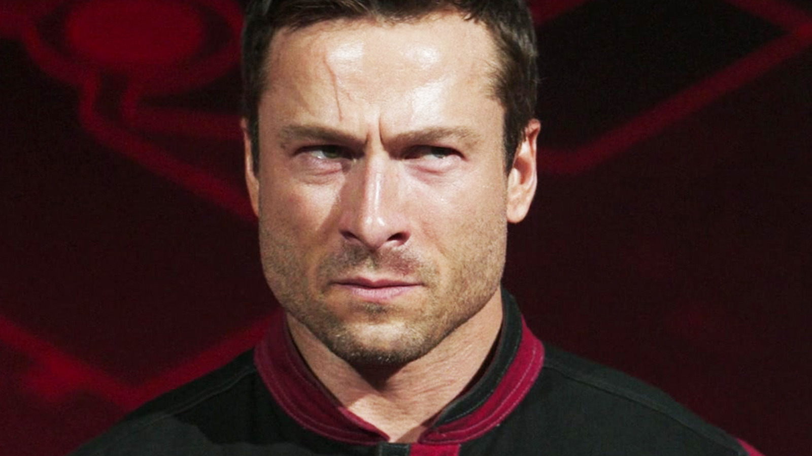 Running Man : Glen Powell sait pourquoi son adaptation de Stephen King n'a pratiquement pas eu d'impact sur le box-office
