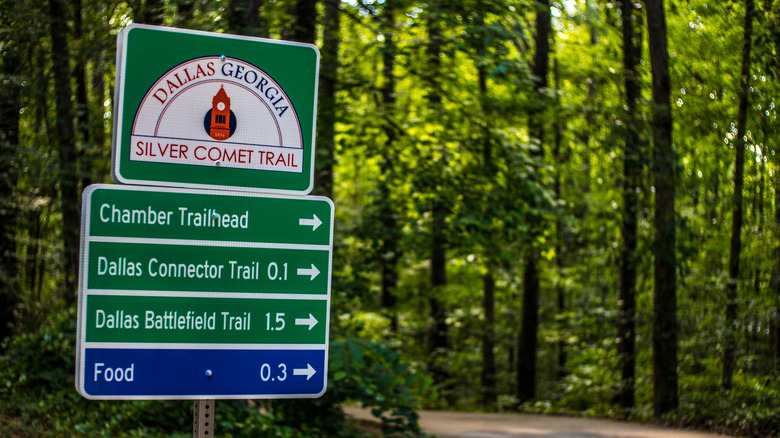 panneau indiquant le Silver Comet Trail en Géorgie