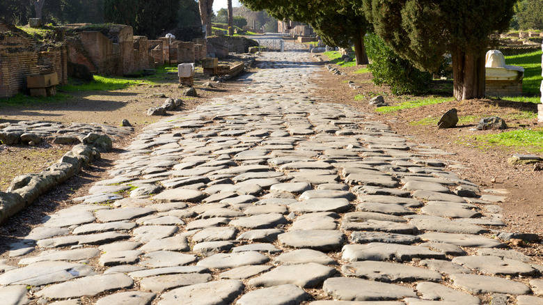 Ancienne route d'Ostie, autrefois port animé de la Rome antique