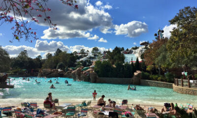 Le parc aquatique abandonné Lakeside de Disney prospérera à nouveau en tant que complexe au bord de l'eau ouvrant ses portes en 2027