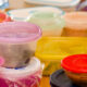 Réutiliser ce récipient en plastique fait plus pour vos aliments que vous ne le pensez
