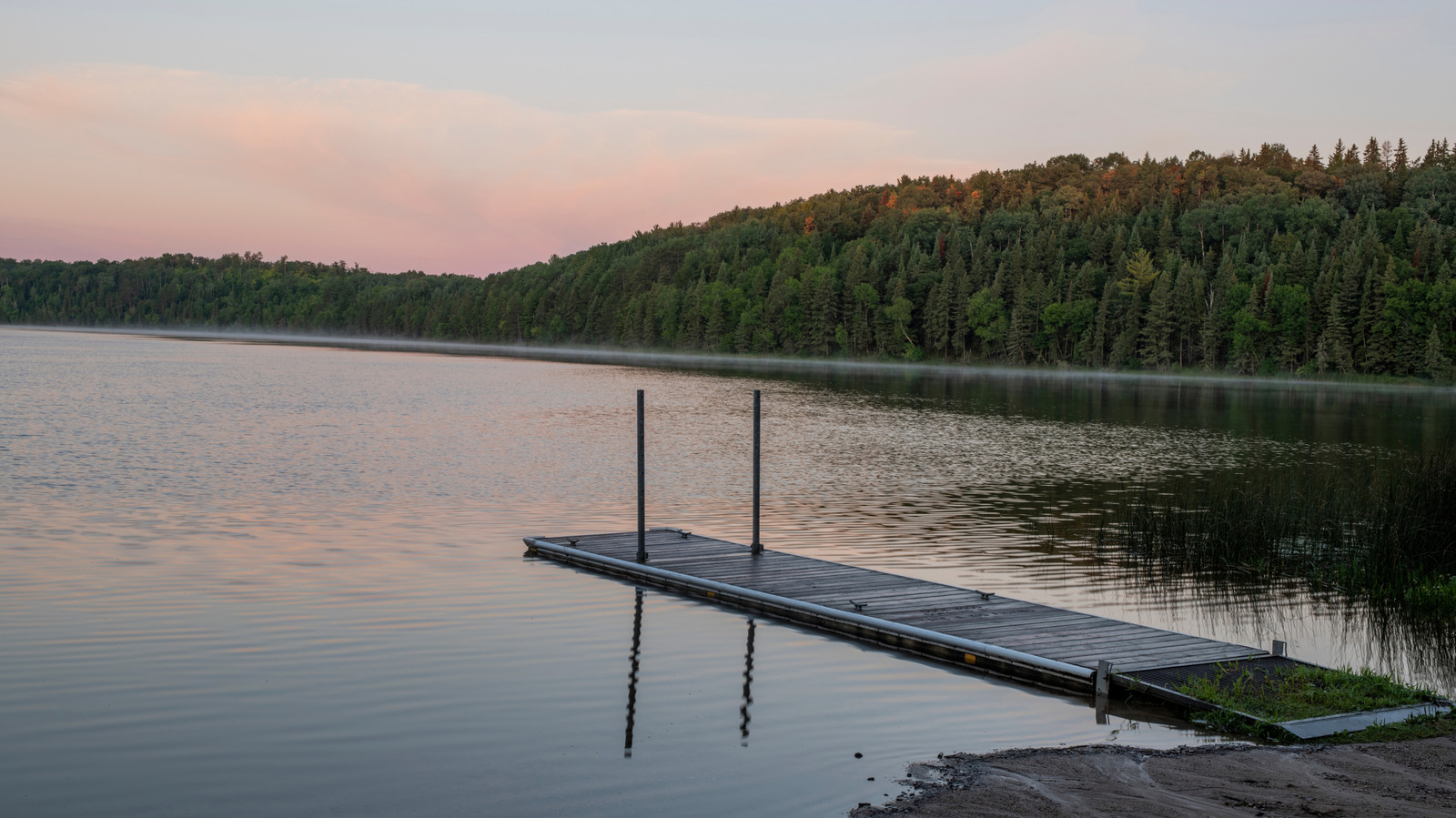 L'un des lacs intérieurs les plus profonds du Minnesota offre un parc sous-estimé avec du camping et de la pêche paisibles