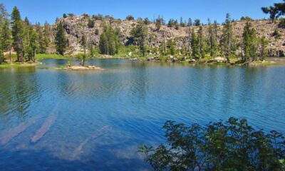 À moins d'une heure du lac Tahoe se trouvent trois lacs californiens avec des sentiers de randonnée pittoresques