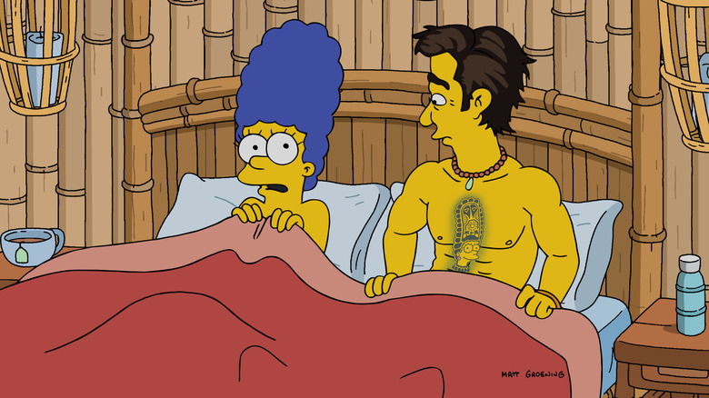 Marge se réveille au lit, surprise de voir Survivor héberger Jeff Probst à côté d'elle dans Les Simpsons